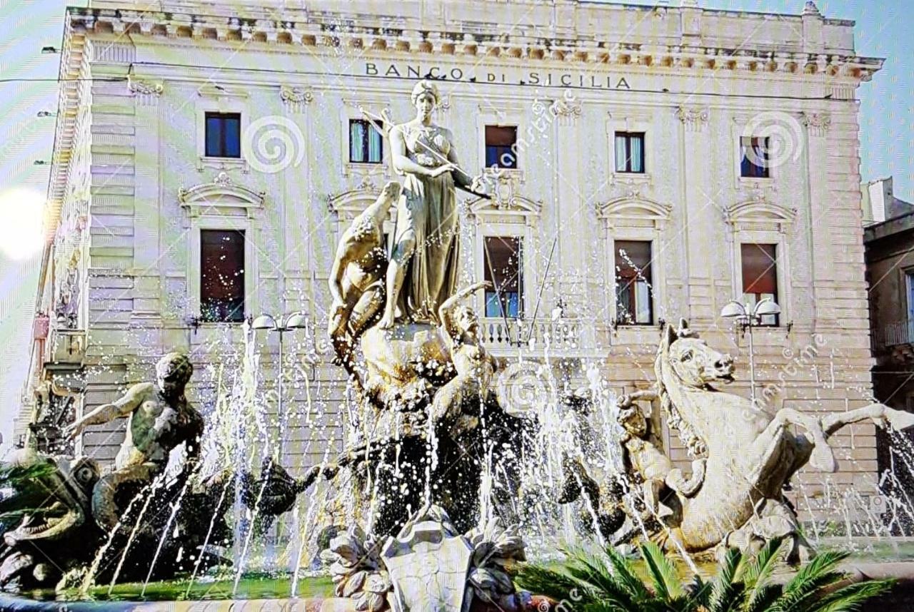 Villa A Casa Dei Miei Syracuse Esterno foto